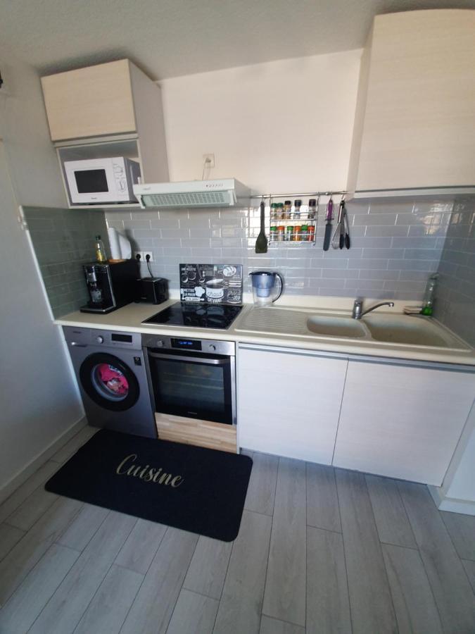 Appartement Cosy Proche De L'Aeroport T R A N S F E R T Sur Demande Saint-Denis Exterior foto